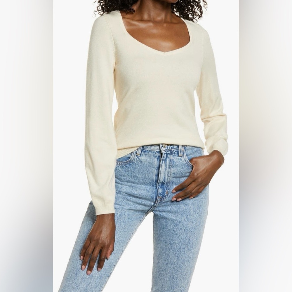 🌹NWT🌹 Vero Moda V-Neck Sweater, Burch, Size S